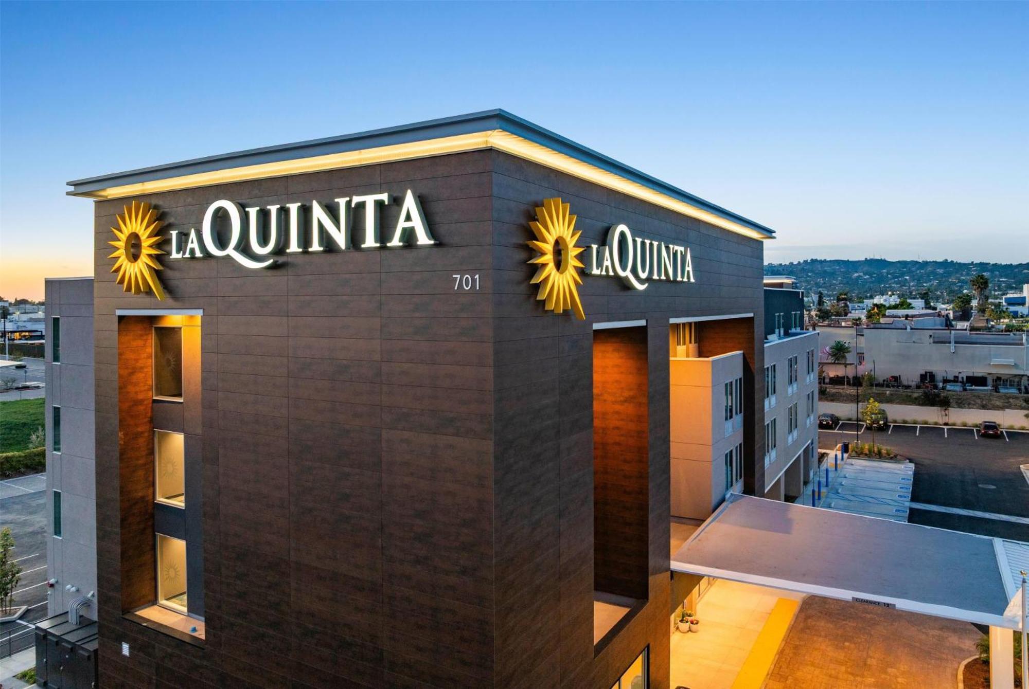 La Quinta Inn & Suites By Wyndham La Habra Esterno foto